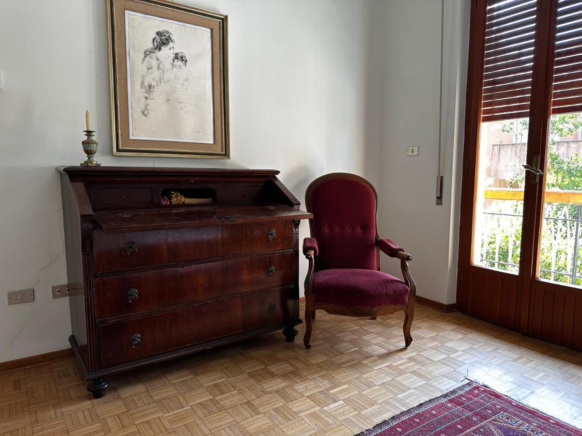 Villa Degli Ulivi マッサ・マリッティマ エクステリア 写真