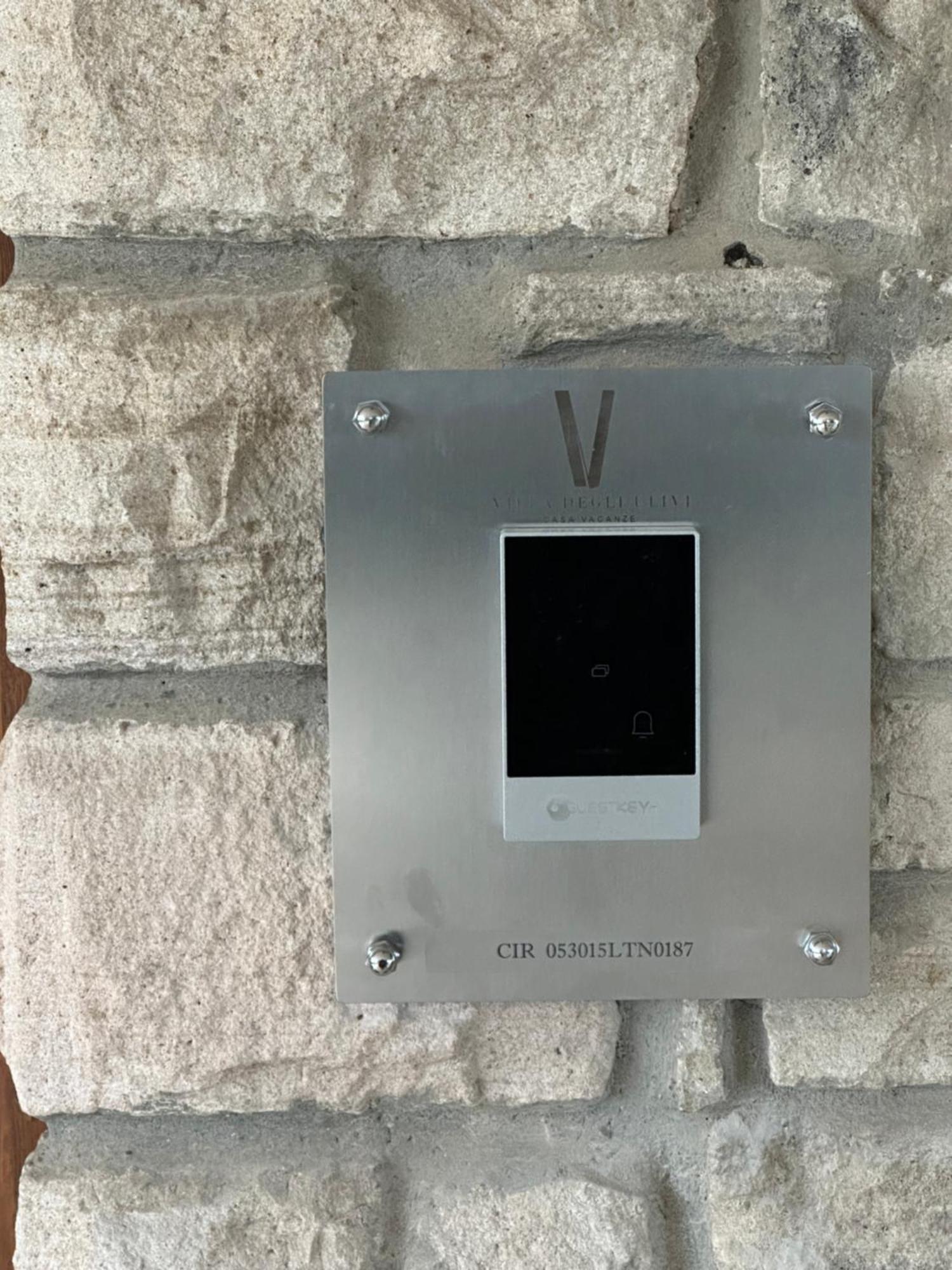 Villa Degli Ulivi マッサ・マリッティマ エクステリア 写真